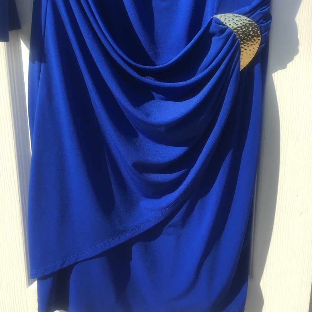 Dress - Picture 3 of 3